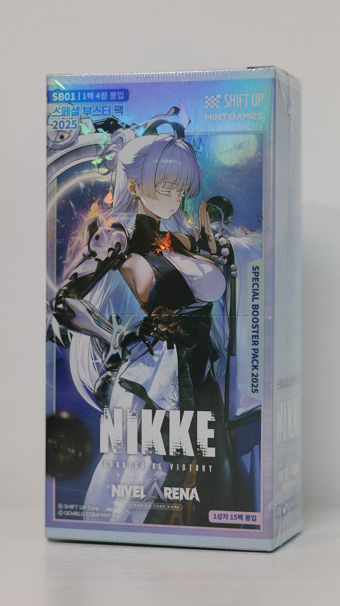 Display NIKKE Special Booster 2025 SB01 coréen — Booster Box 15 boosters Nivel Arena scellée