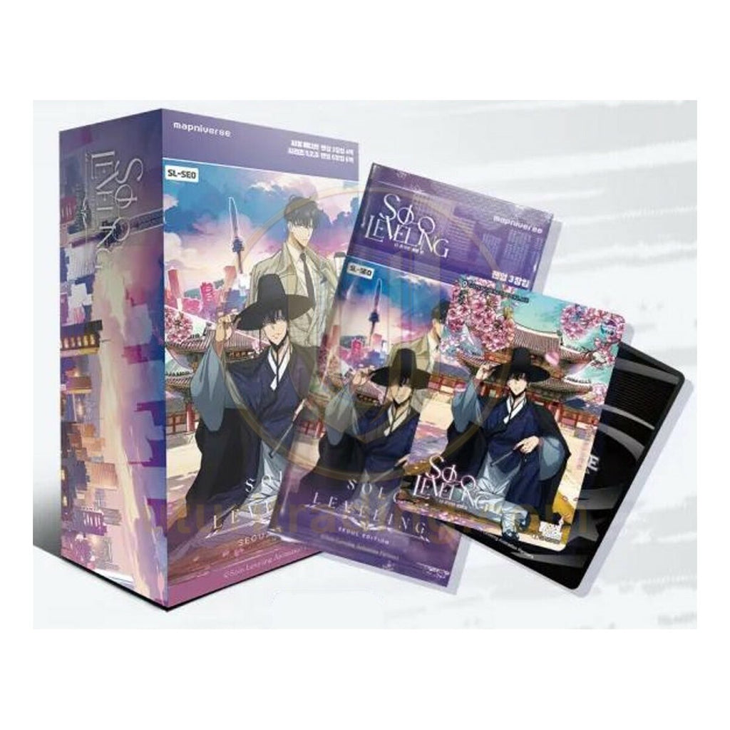 Display Solo Leveling SL4E Seoul Edition avec booster et carte Sung Jinwoo devant un palais de Séoul